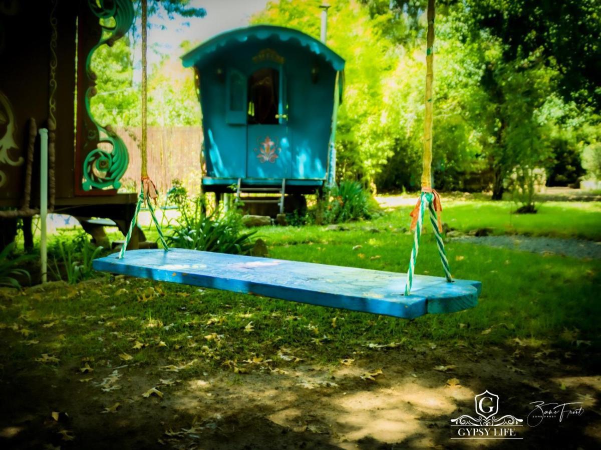 Gypsy Wagons And Vans, Clarens Exterior photo